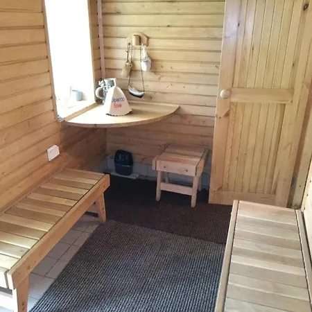 Lootsi Puhkemaja *