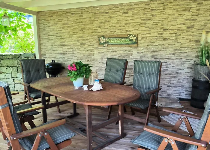 Lootsi Puhkemaja Kuressaare