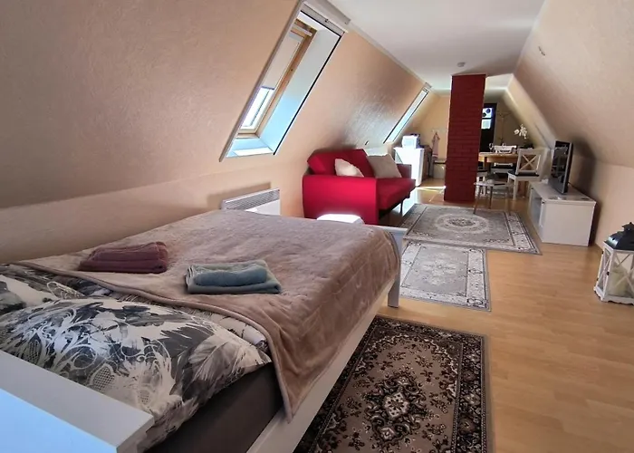 Lootsi Puhkemaja * Kuressaare